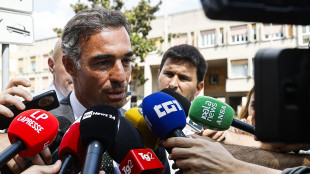 I legali, 'Lavitola sta bene e non ha segni di percosse'