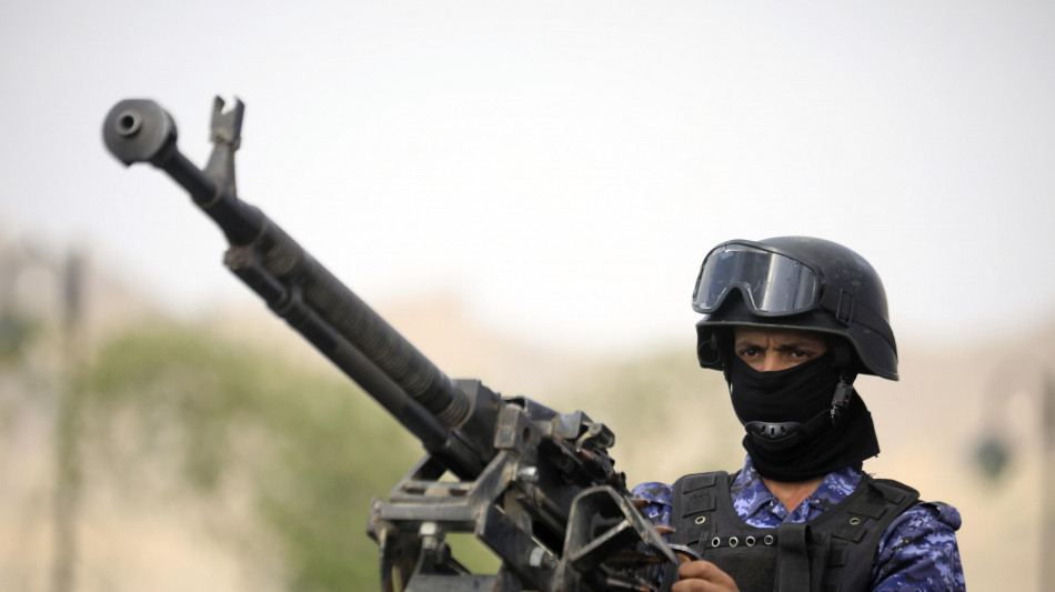 Media, l'Iran ha chiesto agli Houthi di prepararsi a chiudere il Mar Rosso
