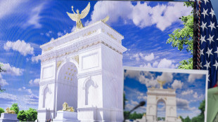 Avanza il progetto di Trump per l'arco di trionfo, primo via libera