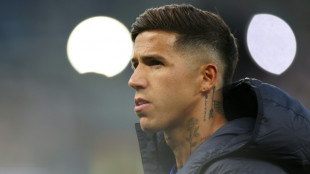 Fernandez's Chelsea future uncertain as Alonso seeks commitment