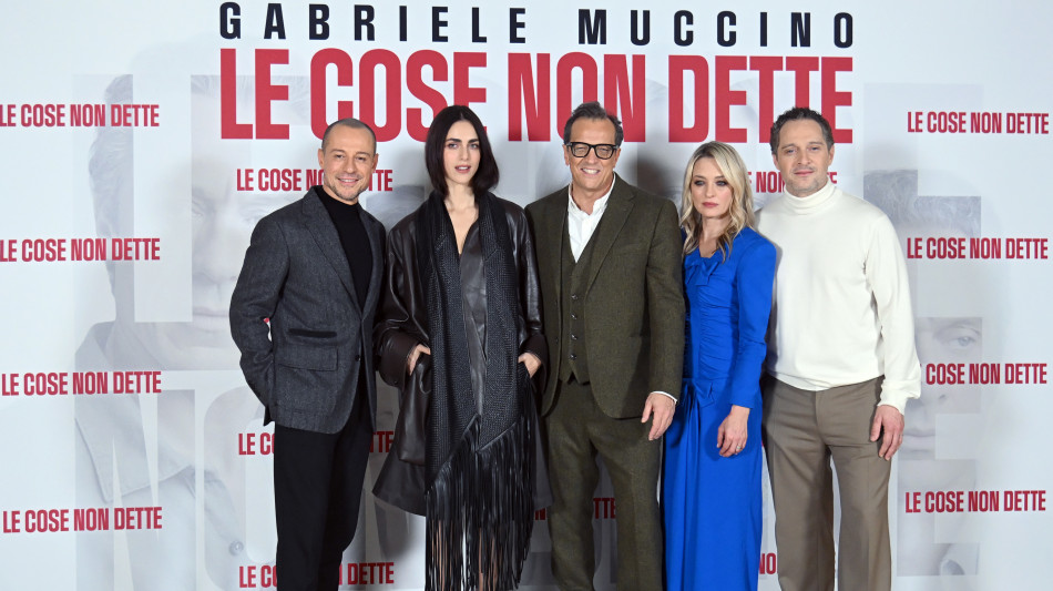 Incassi, Muccino resta in vetta e guida un podio tutto italiano