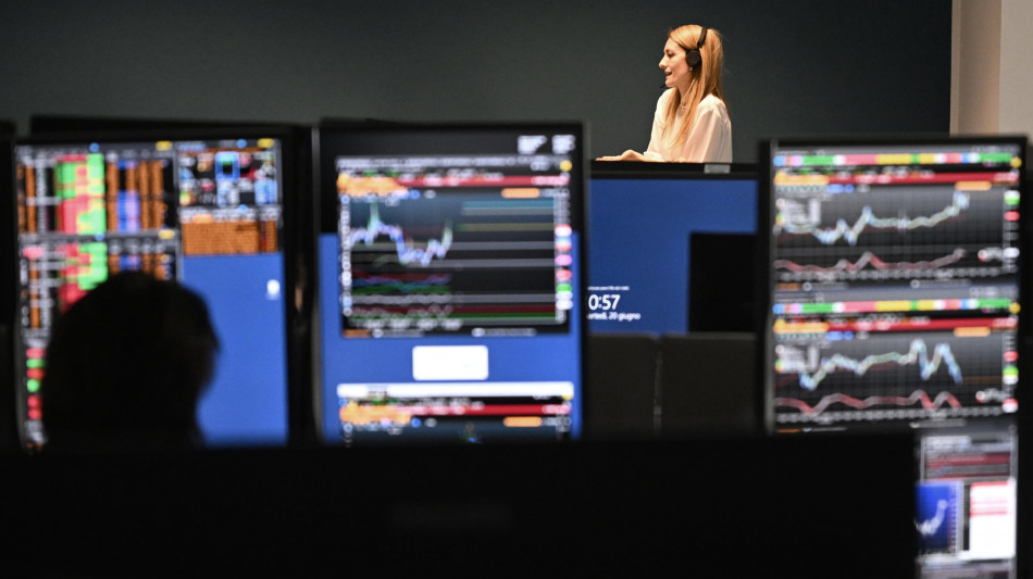 Borsa: Milano si consolidata a +0,2%, ancora in rialzo Nexi