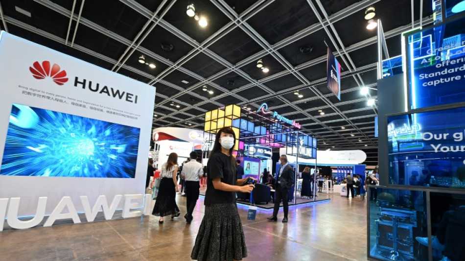 EEUU proh&iacute;be equipos chinos de telecomunicaciones, entre ellos Huawei y ZTE