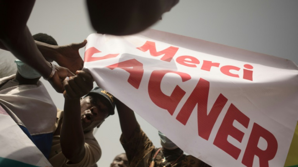 What are Russian forces doing in Mali amid jihadist blocade?