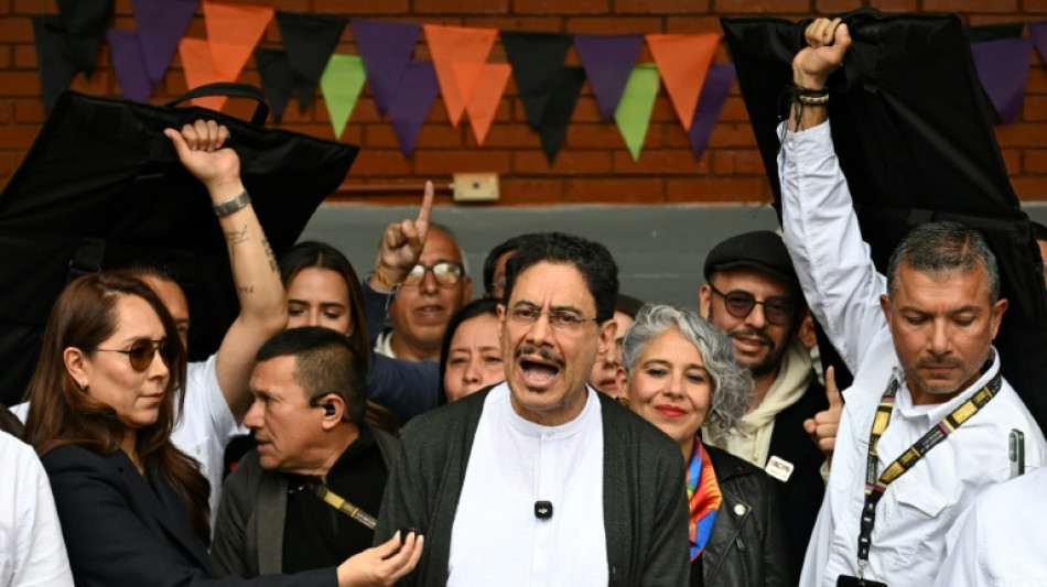 Cepeda: un hijo del marxismo y la persecuci&oacute;n toca las puertas del poder en Colombia
