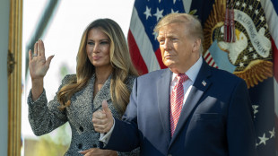Trump, 'Melania &egrave; pi&ugrave; brava dei professionisti, ha parlato con Putin e Zelensky'