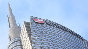 Bce autorizza Unicredit a salire fino al 29,9 in Commerz